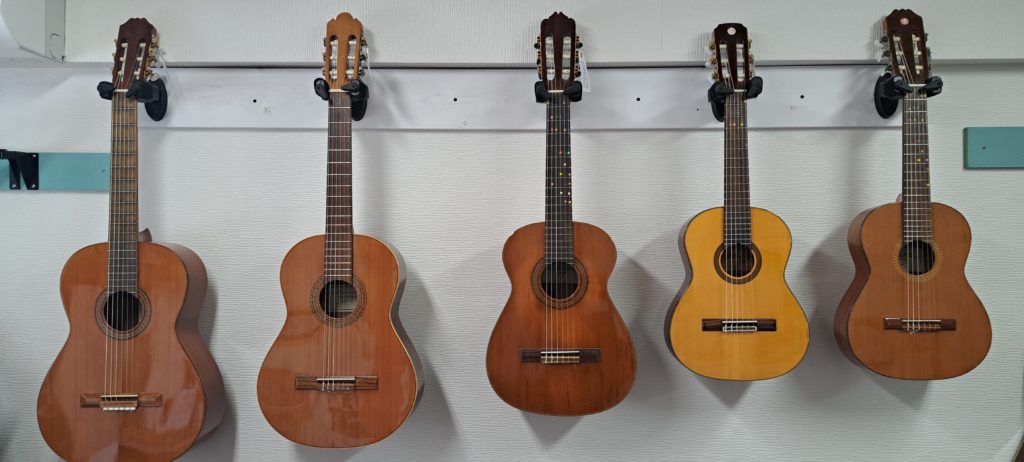 ギターレンタル