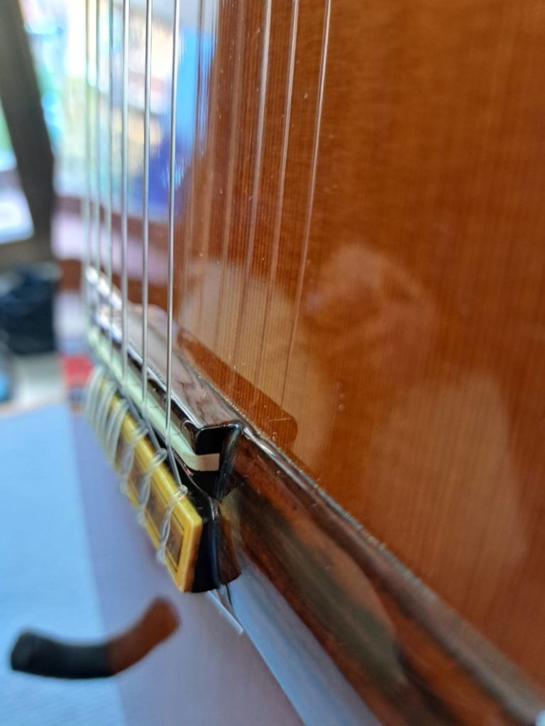 ギターリペアいろいろ | 大阪府高槻市/ギター教室・リペア（修理）販売